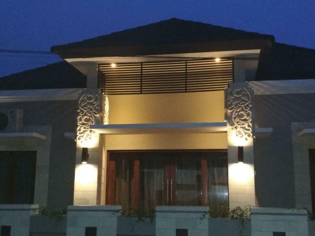 Imperial Villa Syariah ジョグジャカルタ エクステリア 写真